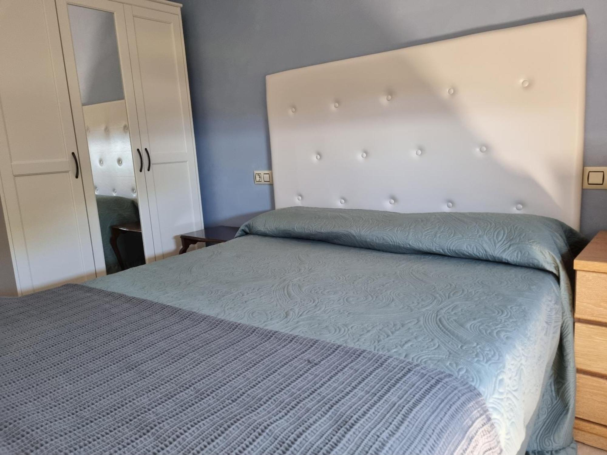 Alojamiento Casa Carlota Villadesuso Exteriör bild